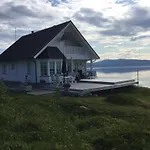 Prázdninový dům Idyllisk Hus Ved Sjoen
